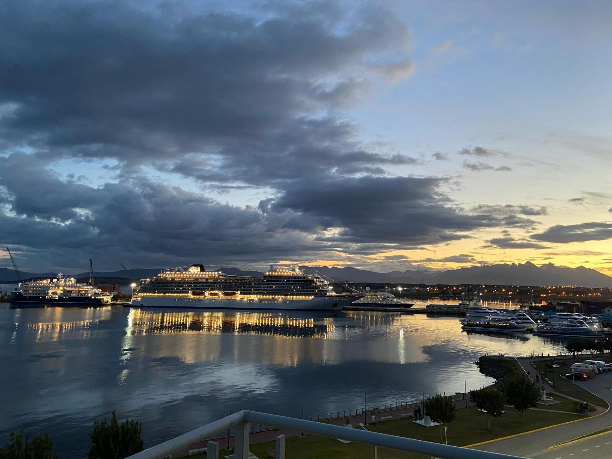 Apartamento Antartida Park Ushuaia Eksteriør bilde